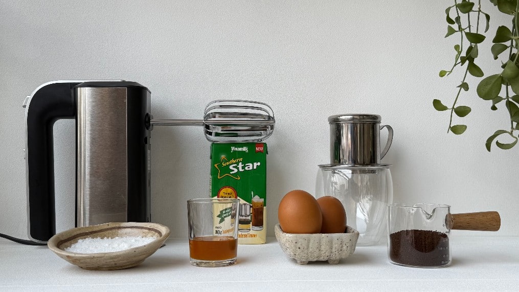 Vietnamese egg coffee recipe
