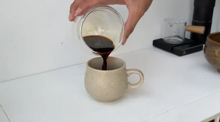 How to Make Vietnamese Hot Coffee